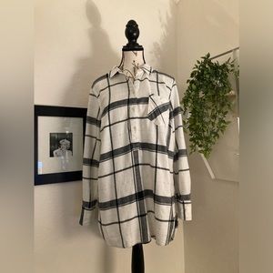 Merona Women’s Black And White Soft Flannel Shirt SZ L